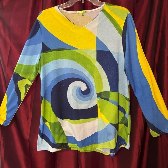 TRISHA TYLER COLORFUL TOP SIZE MEDIUM IN GOOD PRELOVED CONDITION - Picture 1 of 6